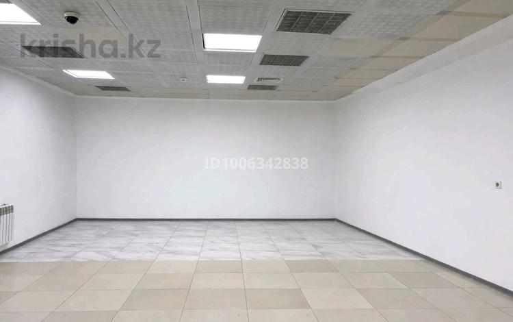 Дүкендер мен бутиктер · 60 м², бағасы: 210 000 ₸ в Усть-Каменогорске — фото 7