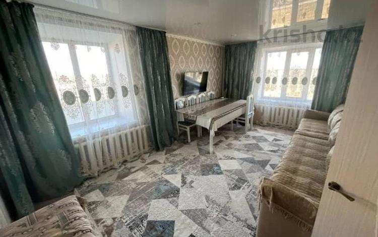 4-бөлмелі пәтер · 70.5 м² · 1/5 қабат, Юбилейная 21, бағасы: 15 млн ₸ в Станционном — фото 2