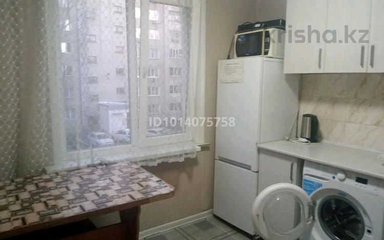 1-комнатная квартира · 36 м² · 3/9 этаж, Сатпаева 6/1 за 130 000 ₸ в Усть-Каменогорске — фото 2