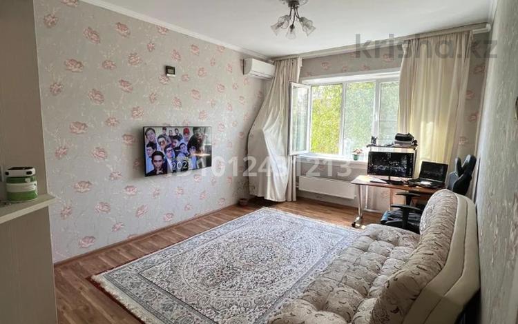 2-бөлмелі пәтер · 54 м² · 4/5 қабат, мкр Аксай-3А 74, бағасы: 40 млн ₸ в Алматы, Ауэзовский р-н — фото 2
