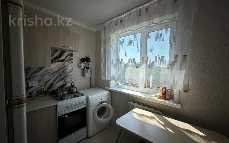 3-комнатная квартира · 48.8 м² · 2/5 этаж, Гашека 4а — Строительный колледж за 19 млн ₸ в Петропавловске — фото 4