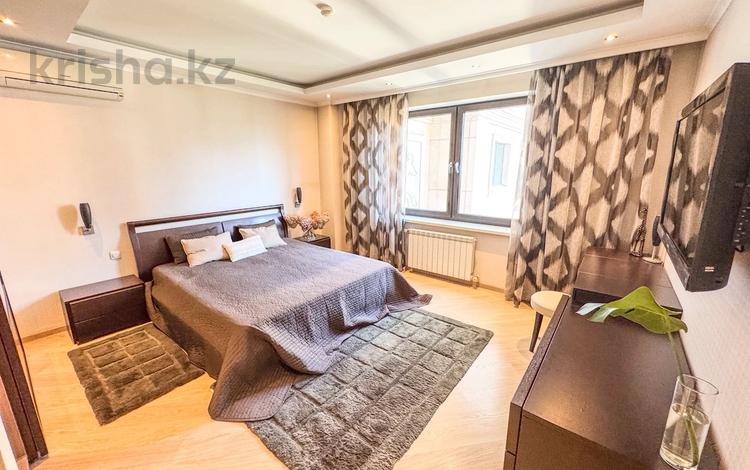 4-комнатная квартира · 135 м² · 10/20 этаж, Ходжанова 76 за 130 млн ₸ в Алматы, Бостандыкский р-н — фото 2