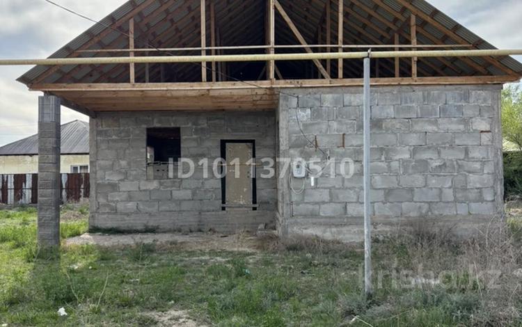 Отдельный дом · 3 комнаты · 120 м² · 6 сот., Шобалова — Үй тура Данель магазиннің артында за 13 млн ₸ в Ельтае — фото 2
