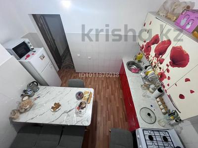 2-комнатная квартира · 59 м² · 2/5 этаж, Астана мкр 2 81В за 18 млн 〒 в 