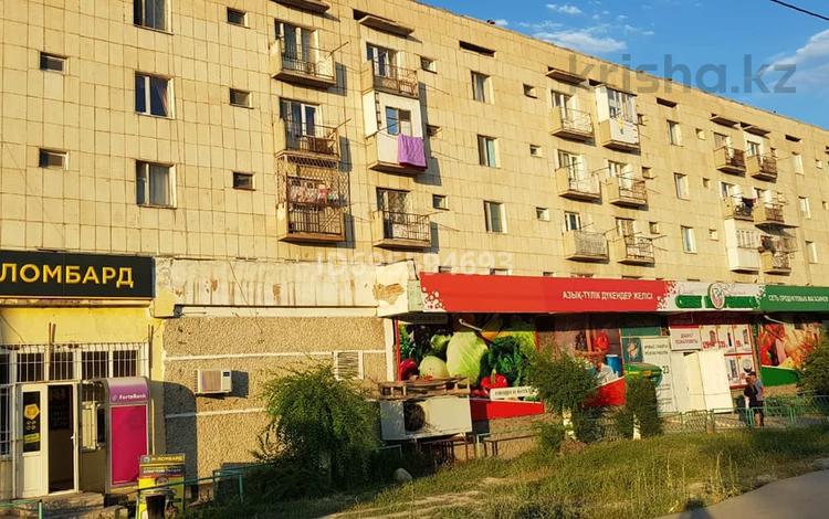 4-бөлмелі пәтер · 78 м² · 2/5 қабат, 11 мкр Жансая 35, бағасы: 23 млн 〒 в Таразе — фото 2