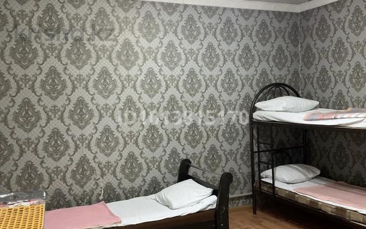 Дом · 2 комнаты · 80 м², Қонаев 1 — Golden rey гостиница жанында за 11 000 ₸ в Туркестане — фото 2