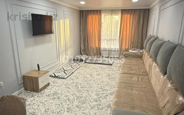 3-комнатная квартира · 82 м² · 9/10 этаж, мкр Аккент за 330 000 ₸ в Алматы, Алатауский р-н — фото 2