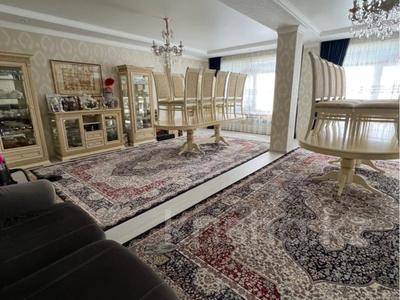 5-комнатная квартира · 210 м² · 3/4 этаж, Санкибай батыра 253/3 за 60 млн 〒 в Актобе