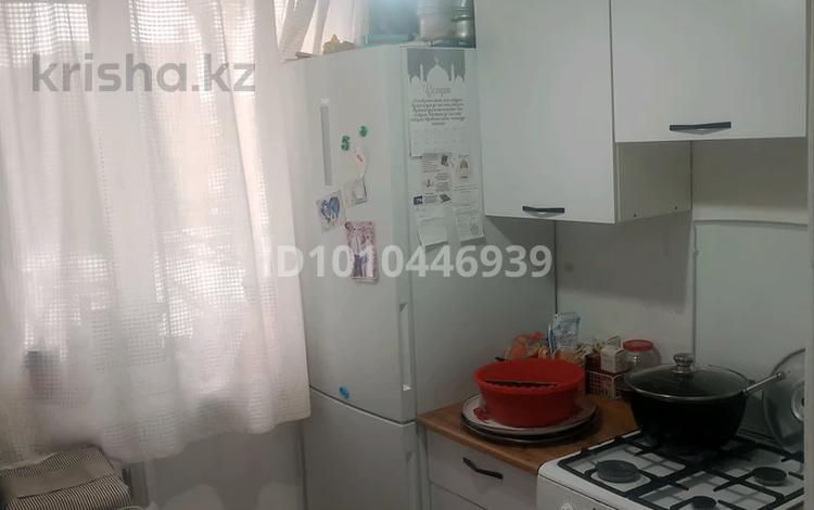 2-бөлмелі пәтер · 49 м² · 3/5 қабат, Пришахтинск, Пришахтинск, 23й микрорайон 10, бағасы: 12.5 млн ₸ в Караганде, Алихана Бокейханова р-н — фото 4