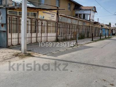 Продажа коммерческой недвижимости в Жамбылской обл.: Свободное назначение · 360 м² за 120 млн 〒 Свободное назначение · 360 м² за 120 млн 〒 в Таразе