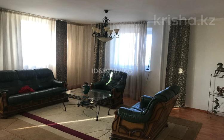 Отдельный дом · 6 комнат · 280 м² · 27 сот., мкр. Зачаганск пгт, Саратовская 1/2 — Шапагат за 80 млн 〒 в Уральске — фото 2