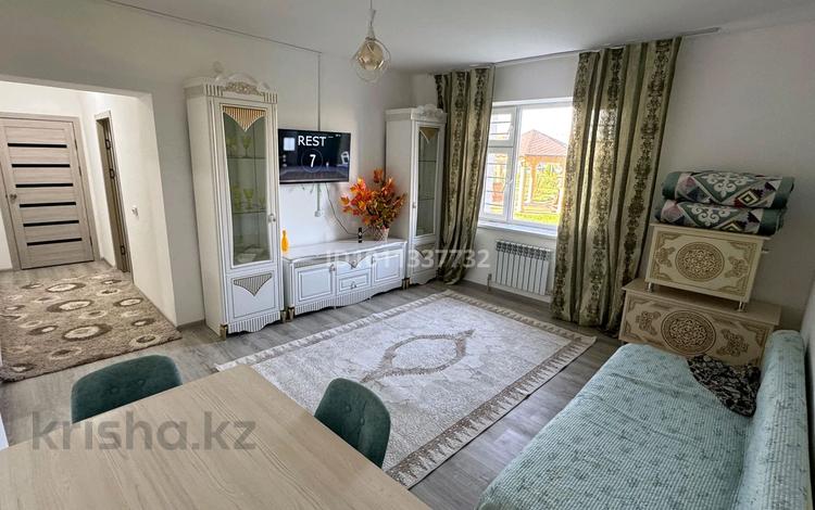 2-бөлмелі пәтер · 87 м² · 1/7 қабат, 24көше — Стадион арена, бағасы: 15 000 〒 в Туркестане — фото 2