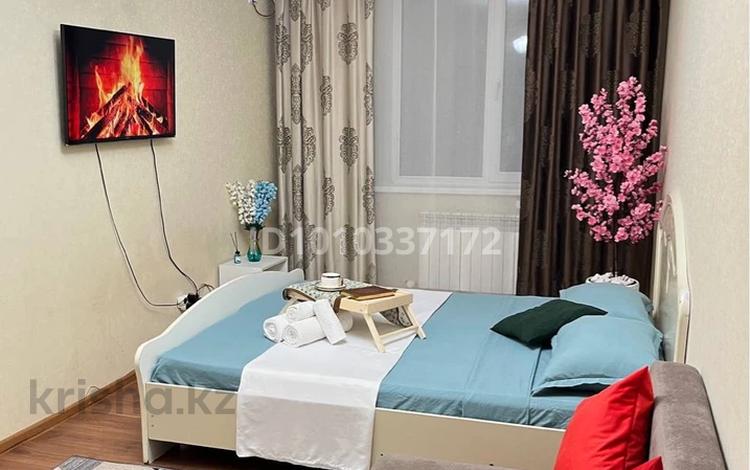 1-бөлмелі пәтер · 40 м² · 2/9 қабат, Кабанбай батыра 46/1, бағасы: 3 000 ₸ в Астане, Есильский р-н — фото 2