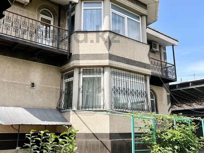 Отдельный дом · 4 комнаты · 540 м², Кашаубаева 45 за 1.1 млн 〒 в 