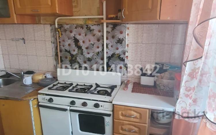 2-комнатная квартира · 47 м² · 3/5 этаж, 1 мая 6 за 162 000 〒 в Барнауле — фото 2