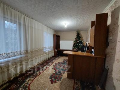 3-бөлмелі пәтер, 57 м², 4/5 қабат, 11 микр, бағасы: 14 млн 〒 в Таразе