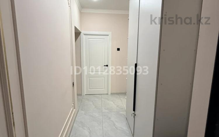1-комнатная квартира · 45 м² · 2/5 этаж, мкр Айнабулак-4 178 за 250 000 ₸ в Алматы, Жетысуский р-н — фото 2