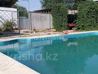 Продажа домов и дачи в Жамбылской обл.: Отдельный дом · 5 комнат · 105 м² · 13 сот., Т. Ахтамбердиева 58 — Рай больница за 18 млн 〒 Отдельный дом · 5 комнат · 105 м² · 13 сот., Т. Ахтамбердиева 58 — Рай больница за 18 млн 〒 в Мерке