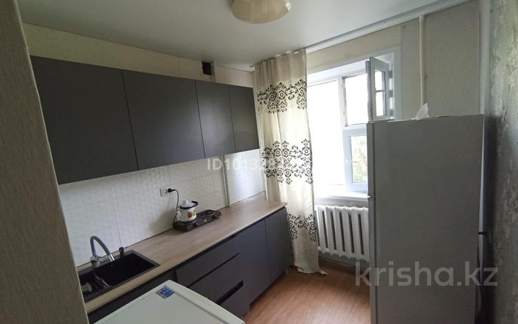 1-комнатная квартира · 39 м² · 4/5 этаж, мкр Юго-Восток, Республика 20 за 150 000 ₸ в Караганде, Казыбек би р-н — фото 2