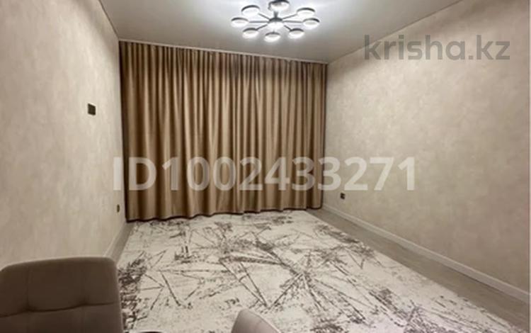 2-комнатная квартира · 50 м² · 10/10 этаж, Самал 82 за 220 000 ₸ в Уральске — фото 10