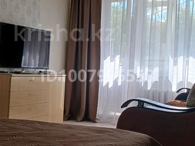 1-комнатная квартира · 34 м², Ауэзова 161 — Центр, ЦОН, гор. парк за 15 000 ₸ в Петропавловске