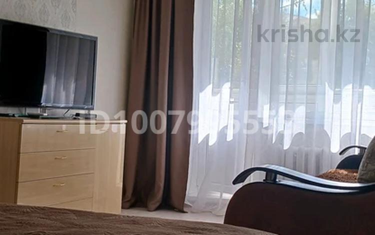 1-комнатная квартира · 34 м², Ауэзова 161 — Центр, ЦОН, гор. парк за 15 000 ₸ в Петропавловске — фото 9