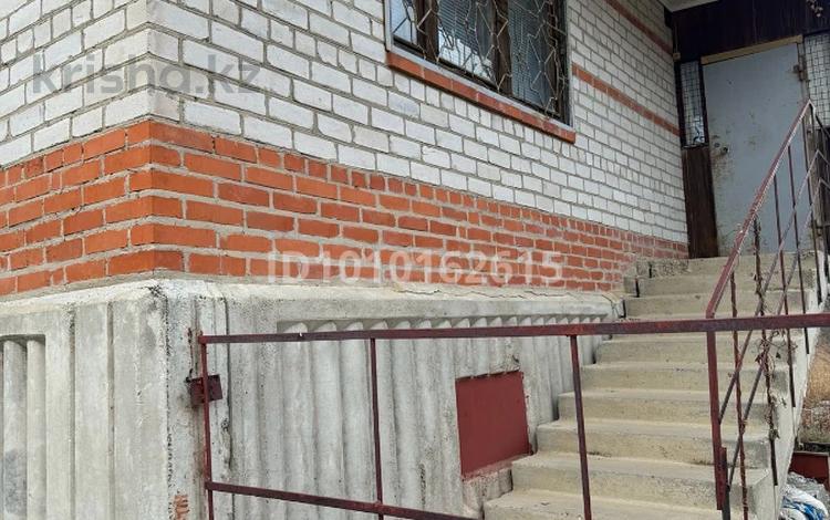Отдельный дом · 2 комнаты · 95 м² · 8 сот., Ул.Розы Баглановой — Мунайши за 11 млн ₸ в Актобе, жилой массив Кирпичный — фото 3