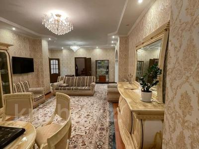 3-комнатная квартира, 150 м², 3/9 этаж, Хаджи Мукана за 125 млн 〒 в Алматы, Медеуский р-н