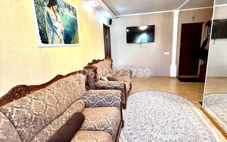 2-комнатная квартира, 45 м², 3/5 этаж, Жабаева за 19.5 млн 〒 в Петропавловске — фото 2