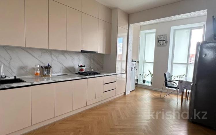1-комнатная квартира · 56 м² · 7/10 этаж, санкибай батыр 177а за 26.5 млн ₸ в Актобе — фото 2