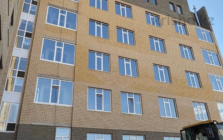 2-бөлмелі пәтер · 70 м² · 5/6 қабат, Тилеу батыра, бағасы: 17 млн ₸ в Актобе — фото 2