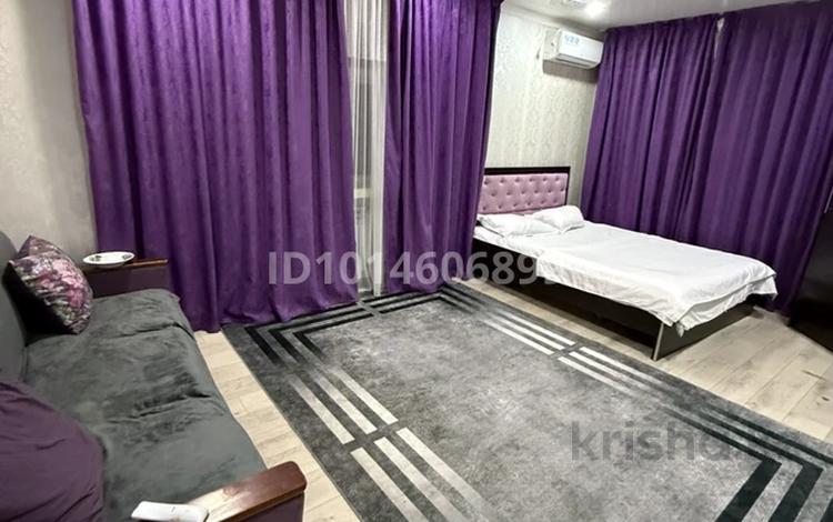 1-комнатная квартира · 36 м² · 4/5 этаж, мкр Салтанат 1 за 10 000 ₸ в Таразе — фото 3
