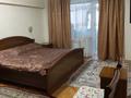 3-комнатная квартира, 98 м², 2/5 этаж помесячно, мкр Самал-1 26 за 600 000 〒 в Алматы, Медеуский р-н — фото 4