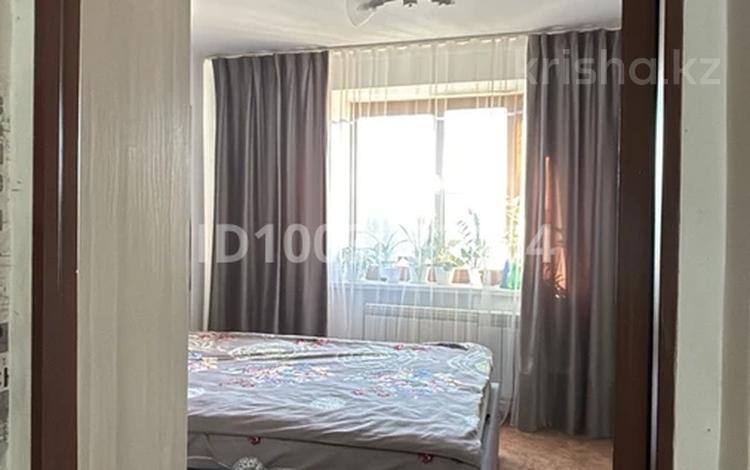 2-бөлмелі пәтер · 49.6 м² · 5/5 қабат, Ихсанова 52 — Курмангазы, бағасы: 16.5 млн ₸ в Уральске, мкр Школьник — фото 2