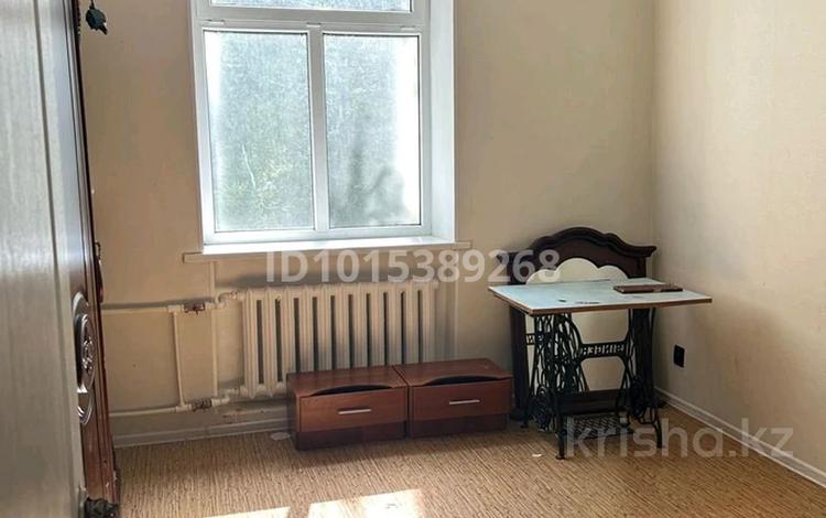 2-комнатная квартира · 46 м² · 2/3 этаж, Старый город, Ломоносова 5 за 10.2 млн ₸ в Актобе — фото 2
