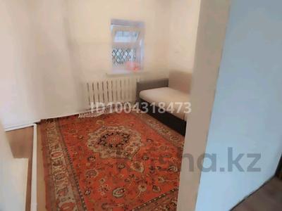 Үйдің бір бөлігі · 2 бөлме · 43 м², Курская — Между кутузовой и камзиной улицп, бағасы: 80 000 〒 в Павлодаре