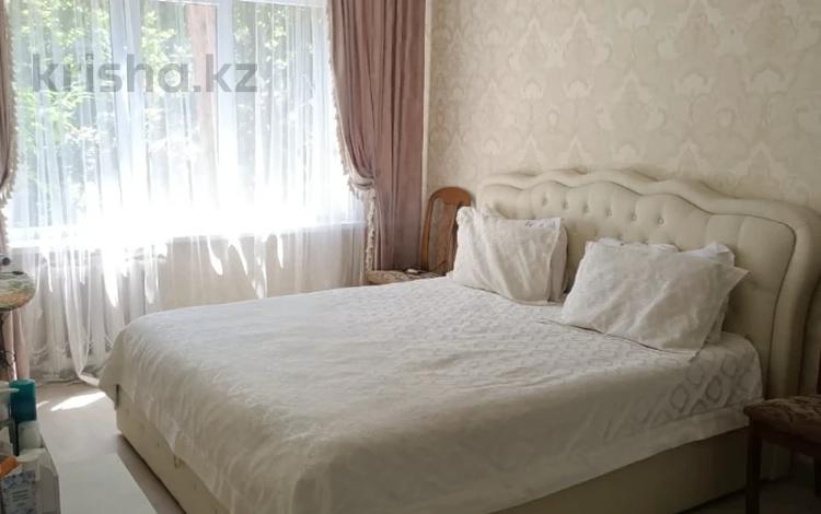 3-бөлмелі пәтер · 60 м² · 4/4 қабат, Жарокова — Сатпаева, бағасы: 45 млн ₸ в Алматы, Бостандыкский р-н — фото 2
