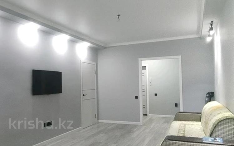 3-бөлмелі пәтер · 80 м² · 5/5 қабат, Самал, бағасы: 35 млн ₸ в Талдыкоргане, мкр Самал — фото 2