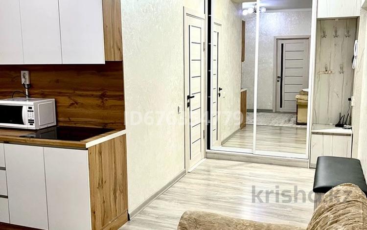 4-комнатная квартира, 120 м², 11/16 этаж посуточно, Абая 150/230 — Абая Тургута Озала за 60 000 〒 в Алматы — фото 13