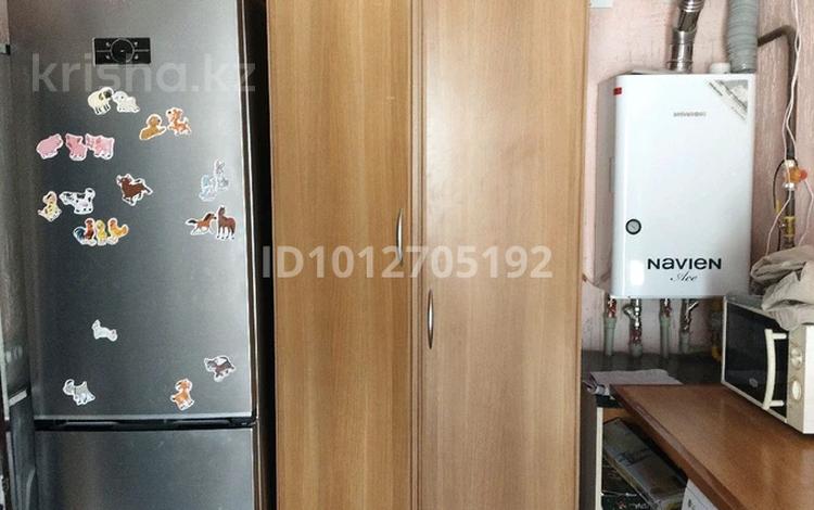 Часть дома · 2 комнаты · 75 м², Гаухар тас 25 за 200 000 ₸ в Каскелене — фото 2