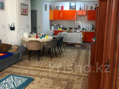 3-бөлмелі пәтер · 105 м² · 2/10 қабат, Бегалина 68, бағасы: 90 млн ₸ в Алматы, Медеуский р-н