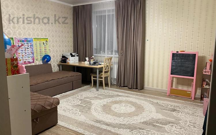 2-бөлмелі пәтер · 76.7 м² · 5/5 қабат, Науырызбая Батыра 77, бағасы: 32 млн ₸ в Кокшетау — фото 10