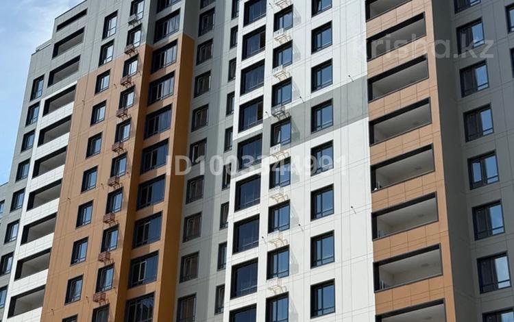 2-бөлмелі пәтер · 62.6 м² · 17/17 қабат, мкр Юго-Восток, Республики 23, бағасы: 33.5 млн 〒 в Караганде, Казыбек би р-н — фото 2