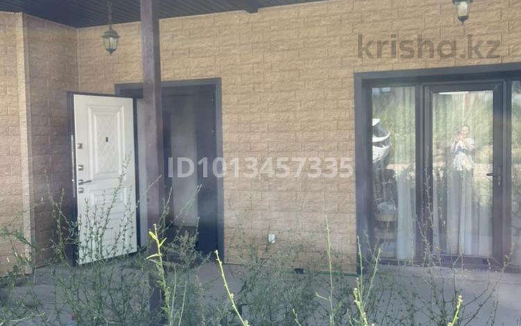 Отдельный дом · 4 комнаты · 100 м² · 6 сот., Учетный квартал 019 — СДУ три минуты пешком за 35 млн ₸ в Каскелене — фото 2
