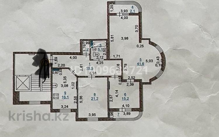 4-бөлмелі пәтер · 125 м² · 4/9 қабат, Б. Жарбосынова 71, бағасы: 55 млн ₸ в Атырау — фото 2