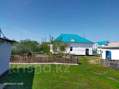 Жеке үй · 4 бөлме · 100 м² · 12 сот., Мурат Монке улы 8 — Ресторан Саке, бағасы: 21 млн ₸ в Актобе, жилой массив Жилянка