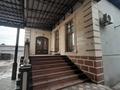 Жеке үй · 12 бөлме · 882 м² · 23.5 жүзд., проспект Жибек жолы — проспект Жибек жолы дом 38, бағасы: 250 млн ₸ в Шымкенте, Каратауский р-н