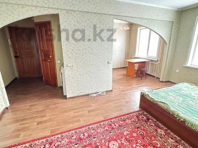 1-комнатная квартира · 32 м² · 3/5 этаж, Новаторов 15 за 11.9 млн 〒 в Усть-Каменогорске