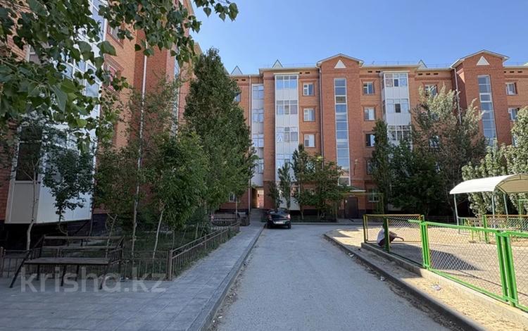 3-комнатная квартира · 73.6 м² · 1/5 этаж, ЖАППАСБАЙ БАТЫР 76 за 17.2 млн ₸ в  — фото 2