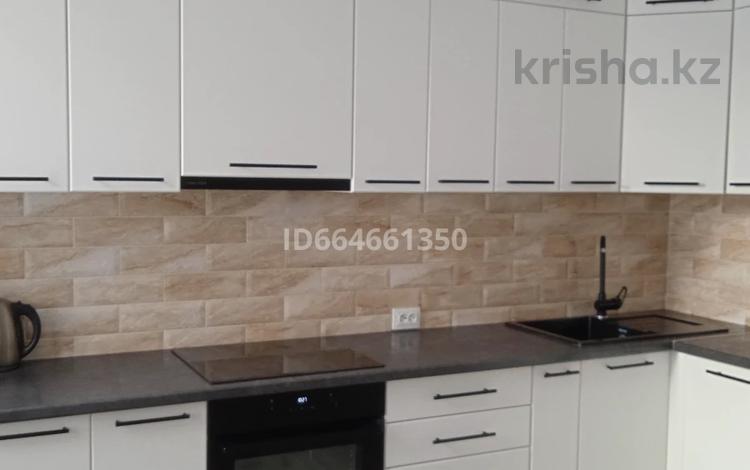 3-бөлмелі пәтер · 70 м² · 2/3 қабат, ул. Жамбыла 1, бағасы: 56 млн ₸ в Караганде, Казыбек би р-н — фото 15